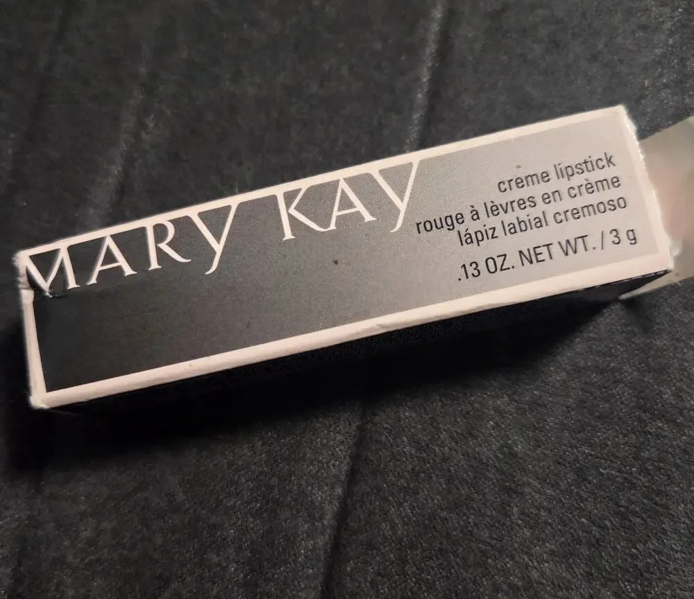 New Old Stock Mary Kay Creme Lipstick .13 oz. Tanned 014367 Discontinued